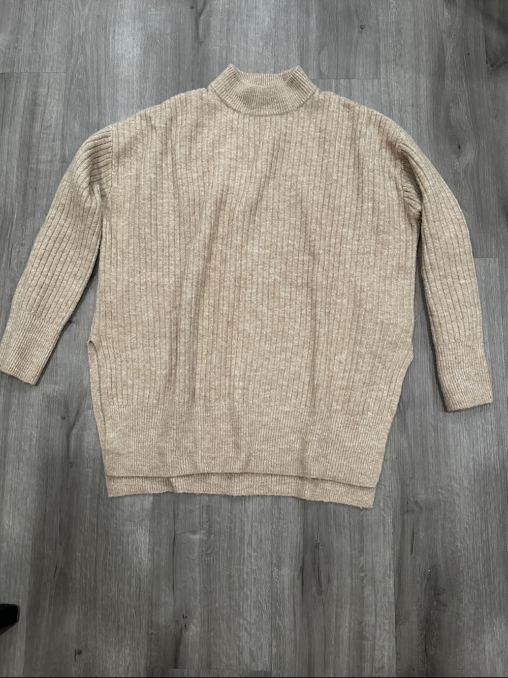 Gently Worn - Oversized Ribbed Turtleneck Sweater - Tan